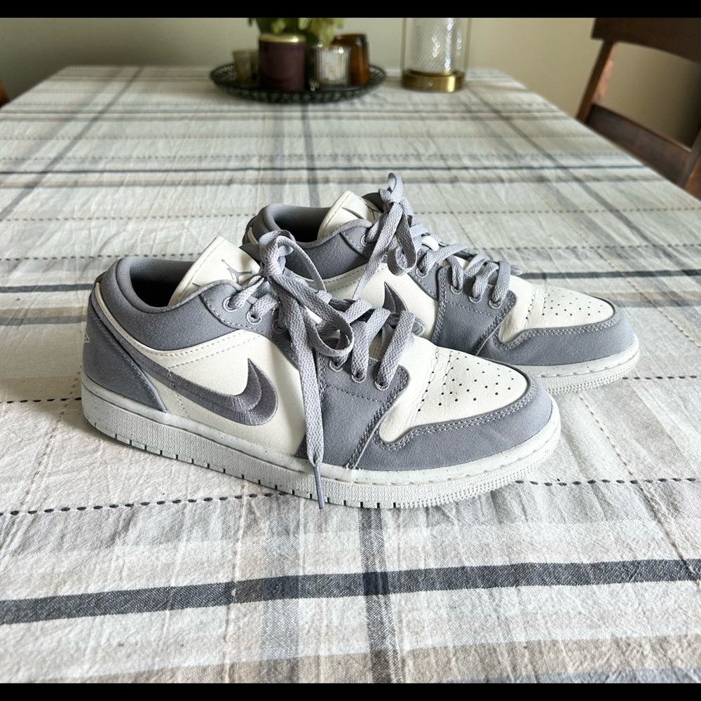 Women’s Nike Air Jordan Low 1 in light gray/blue